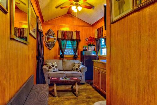 Panther Creek Cabins - image 8