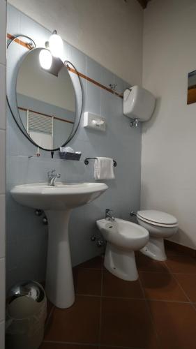 Oliviera Camere Room Type - Family Room with Private Bathroom Oliviera Camere Room Type - Family Room with Private Bathroom