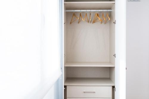 Trendy and Bright Apartment Trendy and Bright Apartment