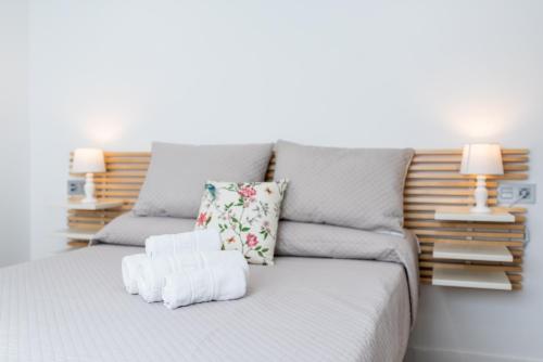 Trendy and Bright Apartment Trendy and Bright Apartment