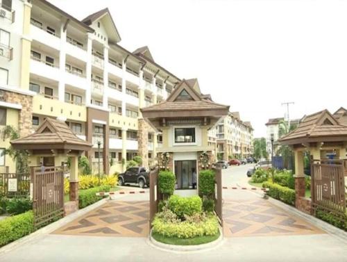 Exterior view, One Oasis Condo 44sqm 1 Bedroom Beside SM Mall near Davao Baywalk (Seawalk)