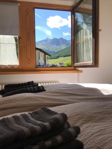 OpenSpace Livigno - Tap to explore photos