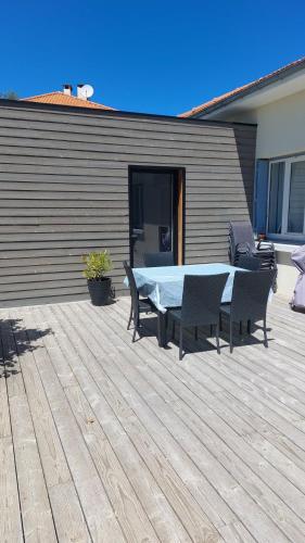 La Salamandre de Monton 3 ch à 8 min de Clermont-Ferrand chambre d'hôte Cournon-d'Auvergne