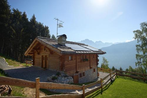 Natural Lodge Maso Baseta - Accommodation - Caderzone