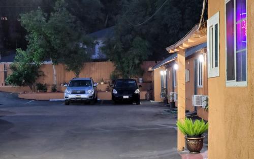 Exterior view, DAY N NIGHT INN - Near Universal Studios Hollywood in Universal City