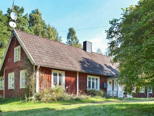 . 8 person holiday home in L NSBODA