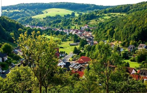 Geishöhe Landgasthof Rose Dammbach (Geishohe Landgasthof Rose Dammbach) in 丹巴赫