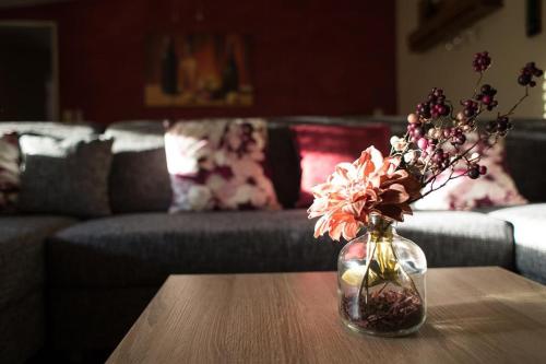 Guestroom, Mathildas Ferienwohnung in Hatzenport