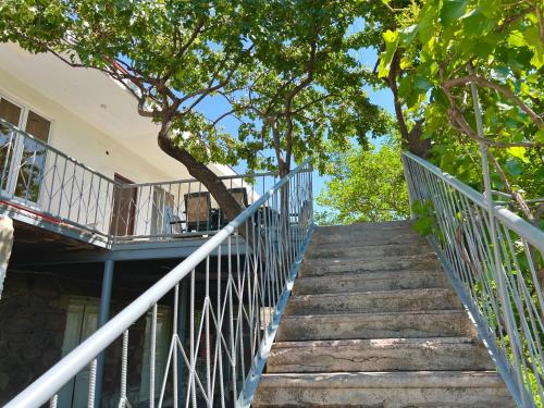 Igor Bed and Breakfast in Halidzor