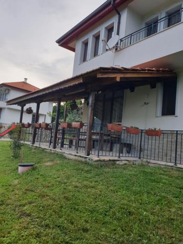 Бадевски рай-къща Любов, Badevtsi (Foto 8)
