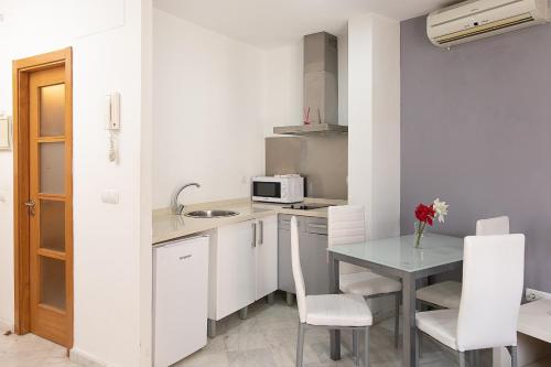 レゼルヴァロエン マリアーノ デ カビア / トピベ セビリア