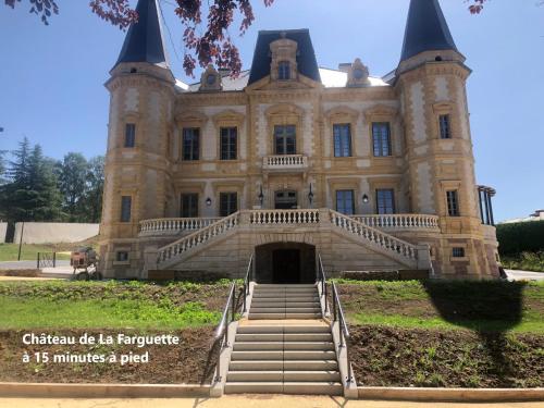 Appartement au coeur de Cours La Ville