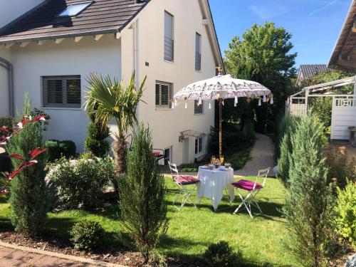 B&B Stockach - Ferienapartment Mahiya - Bed and Breakfast Stockach