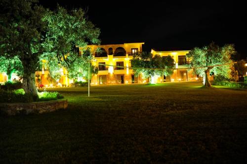 Saint George Beach Hotel - image 4