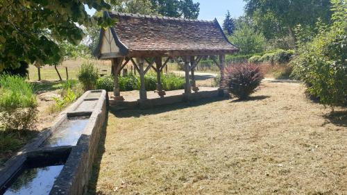 Logement entier indépendant- 2 à 4 pers - Terrasse - proche A1-Compiègne