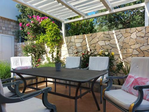Villa Casa Belvedere near Dubrovnik in Dubravka