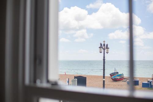 Picture of Lovely 3-Bedroom Apartment With Stunning Sea Views