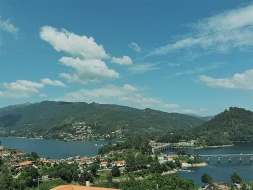 Casa de Ribes T2 Vista Fantástica (Casa de Ribes T2 Vista Fantastica) in ริโอกัลโด