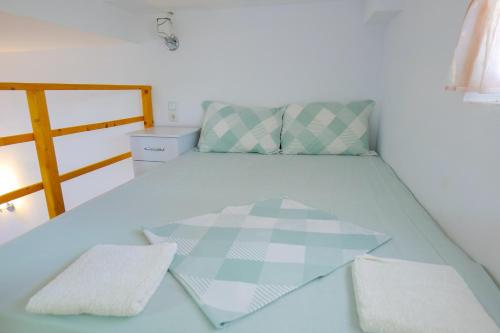 Duplex Quadruple Room image 3
