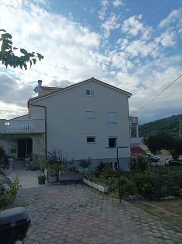  Feel Good Apartment Rab in 51280 Mundanije