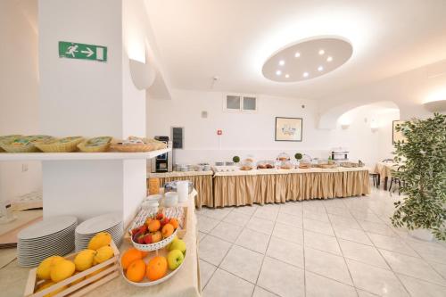 Hotel Noris - image 4