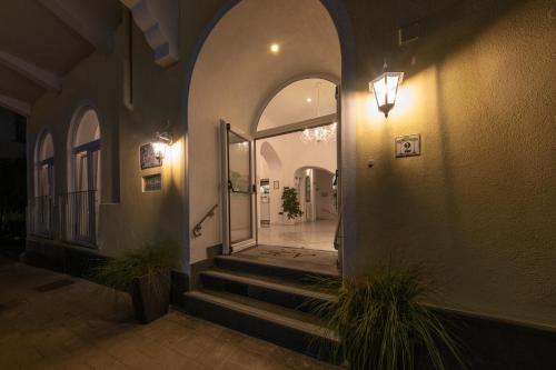 Hotel Noris - image 10