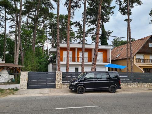 Öt Fenyő Apartmanház