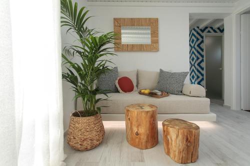 Hermes Luxury Suites – Naxos City