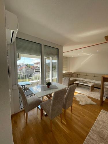 Iekārtas, Apartman Sisters in Husimovci