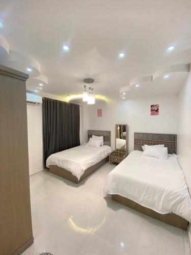 Luxury 3 bedroom Apartment with a great Seaview, Al-'Amriyah