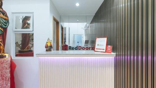 RedDoorz @ St. Catherine Residences Olongapo City