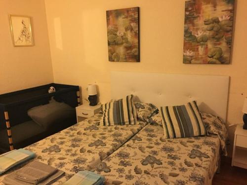 Two Bedroom Apartment in Spain - image 3