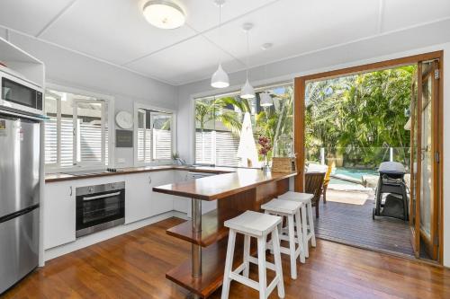 Maher Tce Rainforest Retreat is the Ideal Beach House