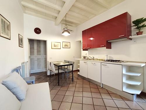 Trastevere Rome’s Heart charming apartment 88, Rzym (zdjęcie 8)