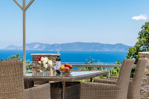 B&B Skopelos Town - Vainas Belvedere Villa - Bed and Breakfast Skopelos Town