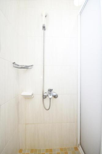 Single Room image 1