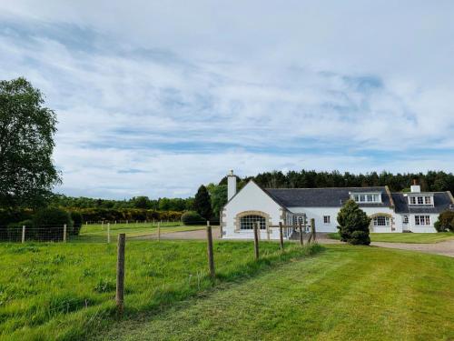 Bruntlands Steading
