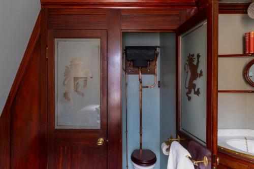 Batty Langley's - image 12