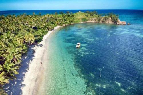 Vista exterior, Nabua Lodge in Isla Yasawa