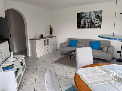 Ferienwohnung-Orth-Tor-zum-Sauerland-mit-grosser-Terrasse - Apartment - Meinerzhagen