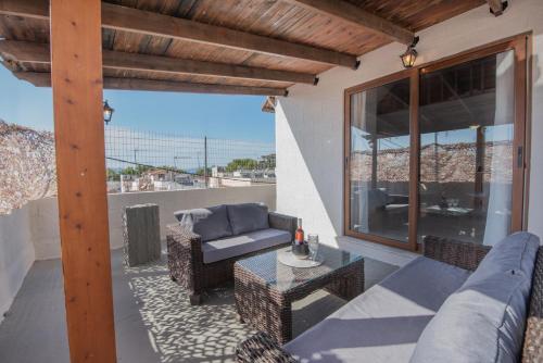 Cozy Loft with Private Terrace, Kremasti (fotografie 6)