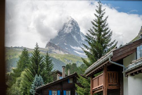 Studio with Matterhorn View image 4