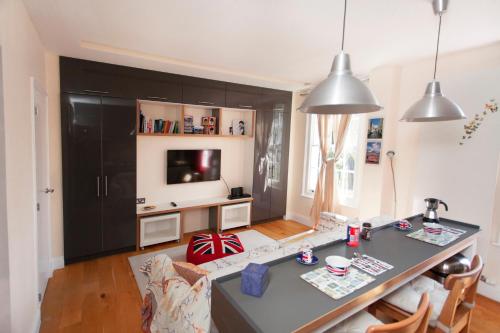 Italianflat - Camden, , London