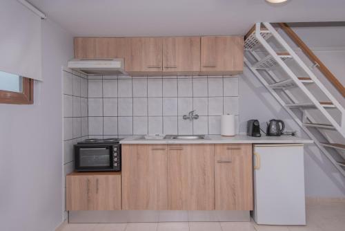 Cozy Loft with Private Terrace, Kremasti (fotografie 5)