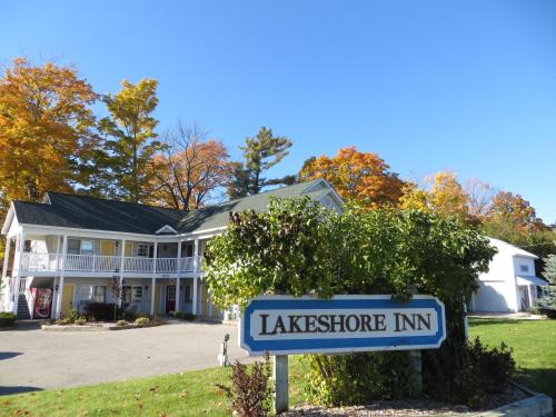 Empire Lakeshore Inn - 숙소 외관