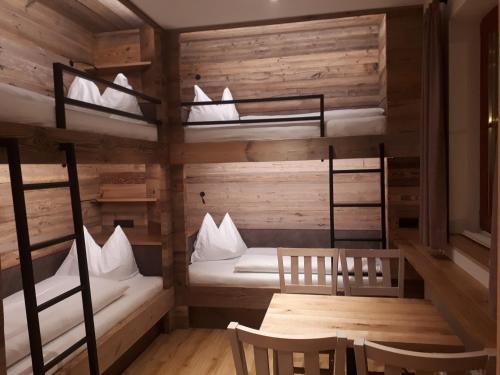 Vierbettzimmer
