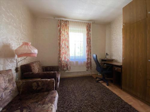 Spacious 3-Room Apartment & Residential Parking, Riga (foto 7)