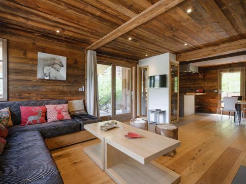 Chalet La Clusaz, 6 pièces, 8 personnes - FR-1-304-113 La Clusaz