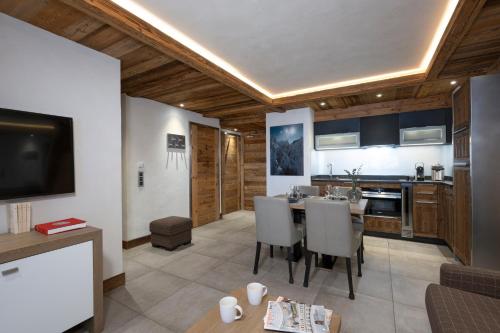 One Bedroom Apartment for 4 people Garden View on Ground Floor With Spa Access