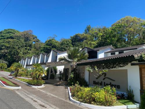 Foto 4 de Hotel Ladera